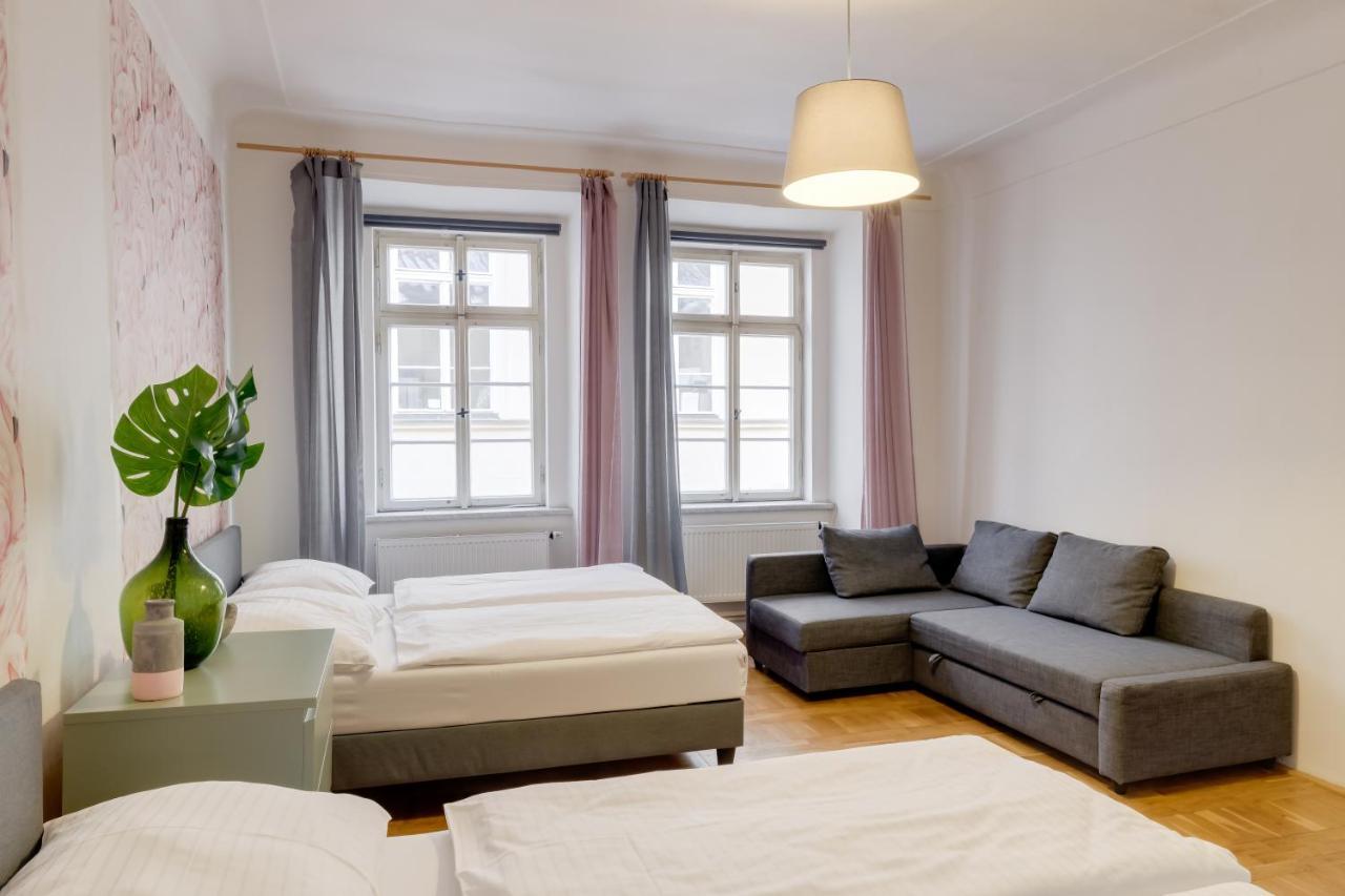 Curiosity Apartments ปราก ภายนอก รูปภาพ