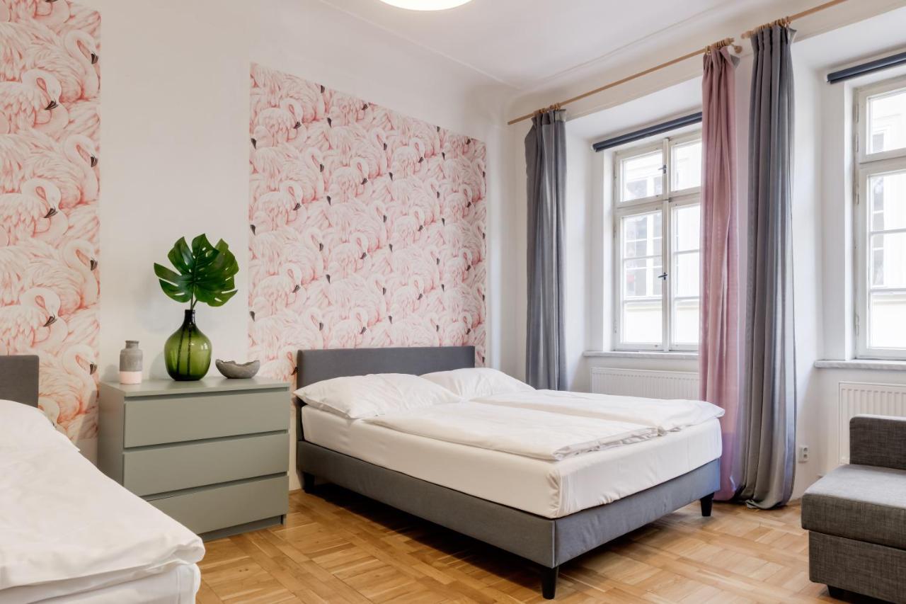 Curiosity Apartments ปราก ภายนอก รูปภาพ