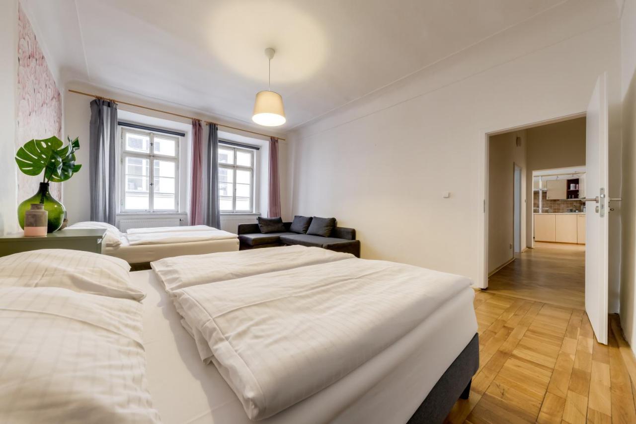 Curiosity Apartments ปราก ภายนอก รูปภาพ