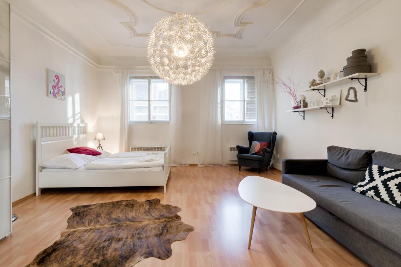 Curiosity Apartments ปราก ภายนอก รูปภาพ