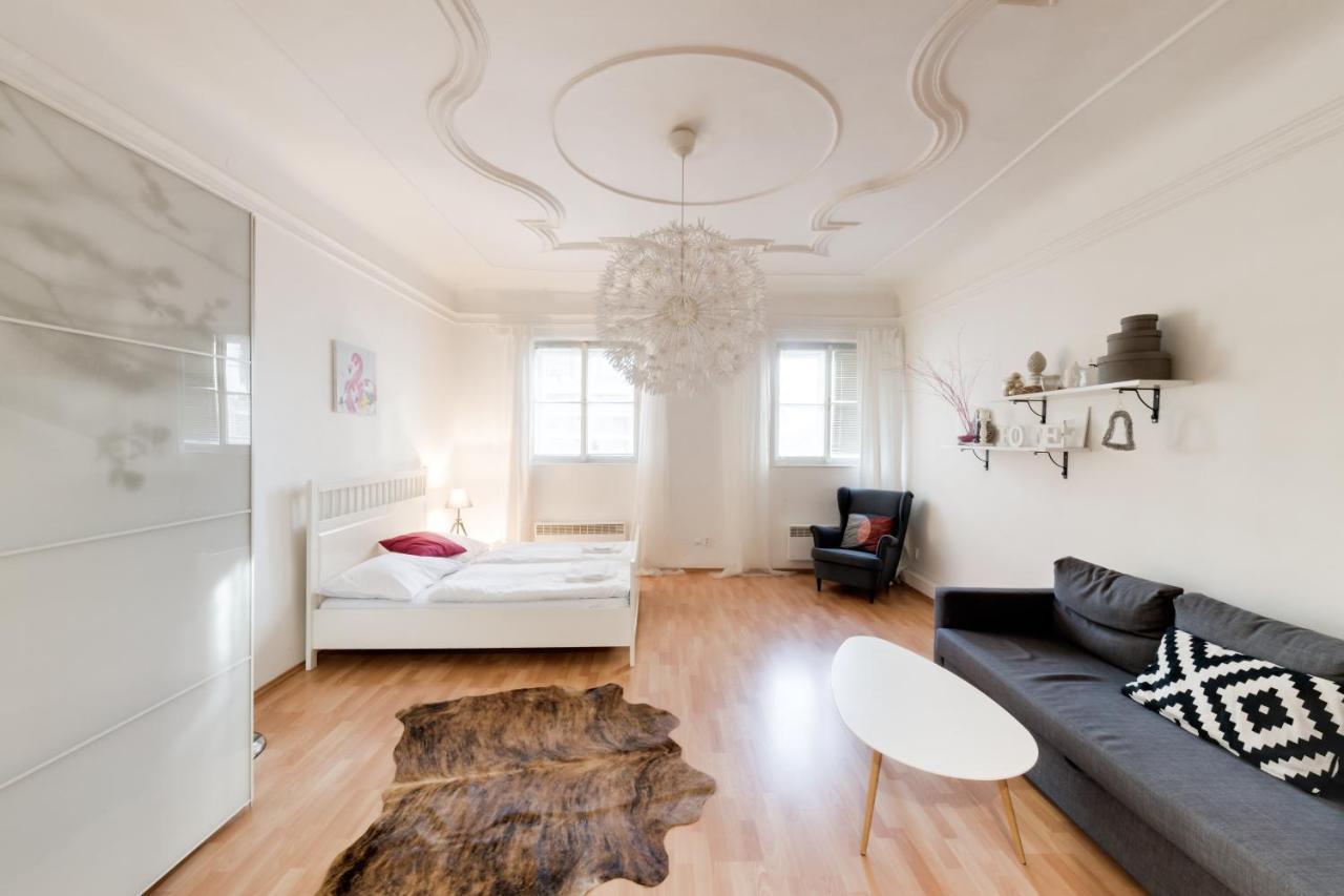 Curiosity Apartments ปราก ภายนอก รูปภาพ